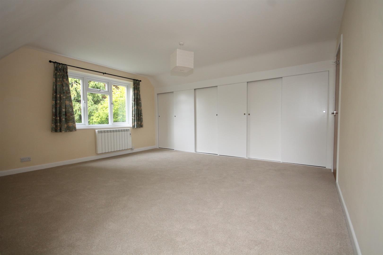 Billingshurst Road, Wisborough Green,